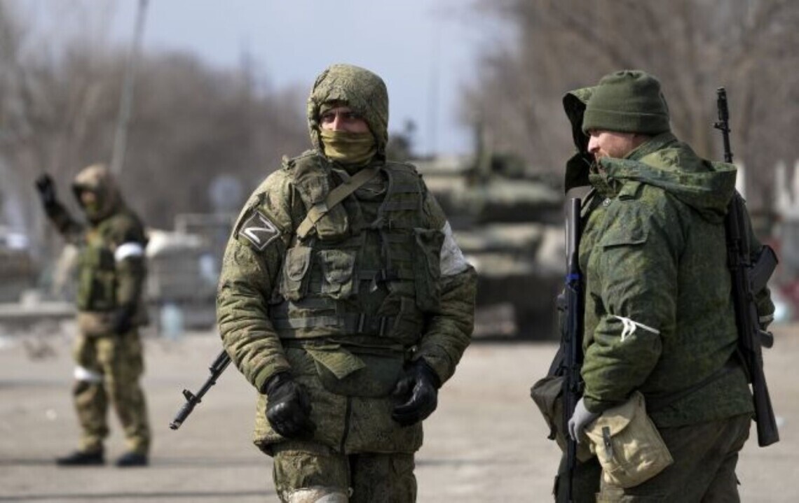 Россияне продолжают милитаризацию Приморского района Мариуполя. К двум базам добавилась ещё одна.