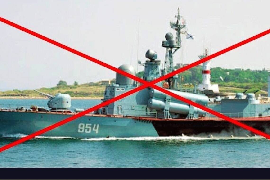 Последствия сокращения корабельного состава рф тоже существенны, на катере Ивановец могли нести службу около 40 моряков.