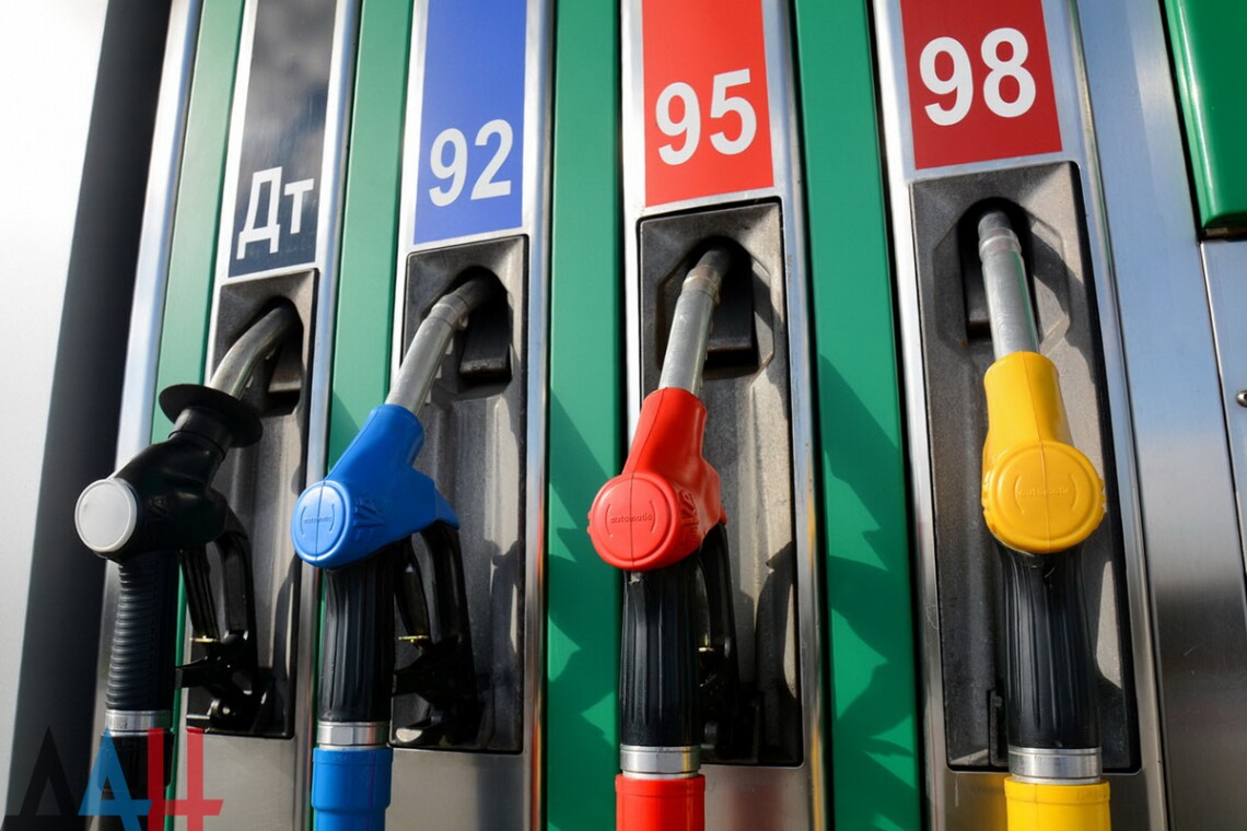 Весной ожидается повышение мировых цен на нефть, что повлечет за собой подорожание топлива. Это будет иметь косвенное влияние на стоимость транспортных услуг и отдельных товаров.