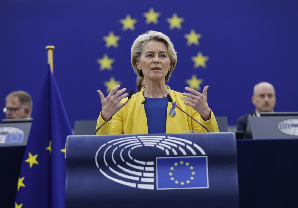 Урсула фон дер Ляйен заявила, что Евросоюз планирует в марте начать выплаты Украине по новой программе финансирования.