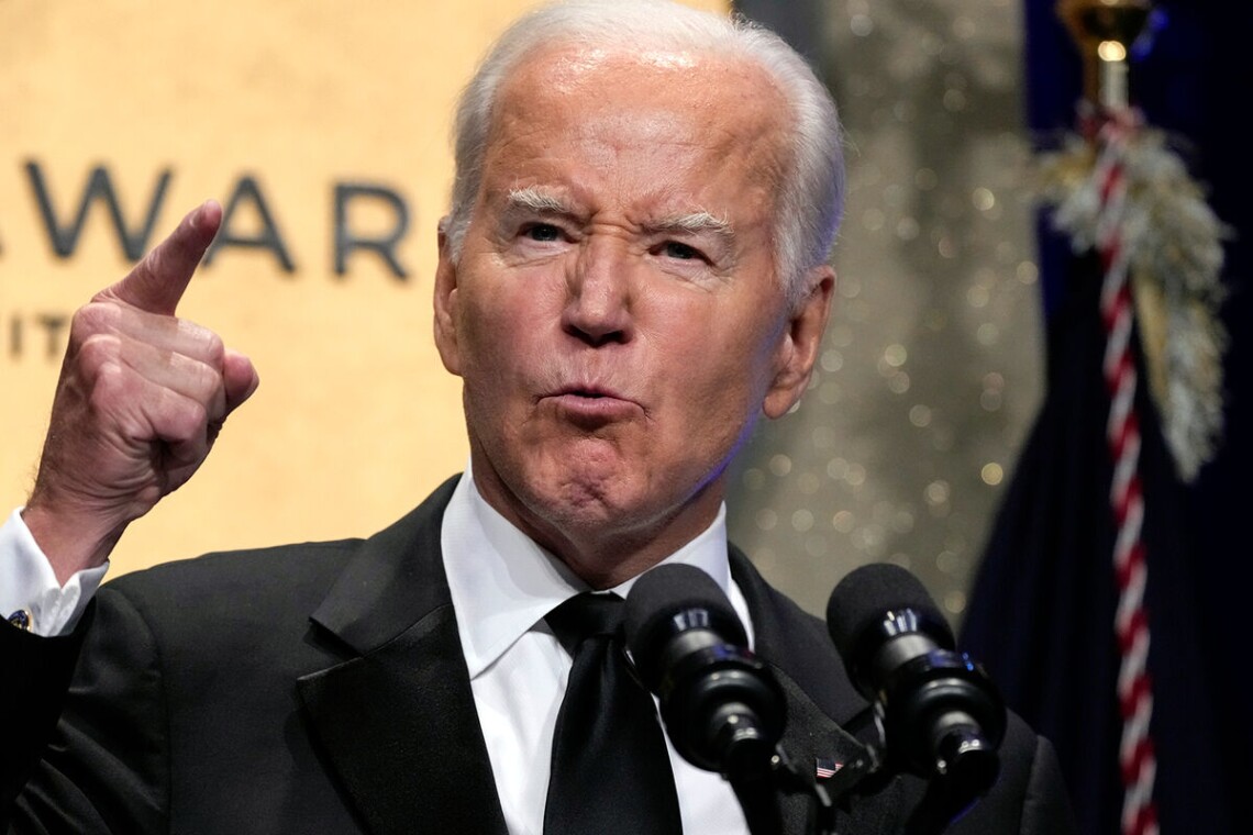 Президент США Джо Байден подверг критике республиканцев в Конгрессе после того, как они заблокировали двухпартийное соглашение по границе и пакету внешней помощи, в том числе и Украине.