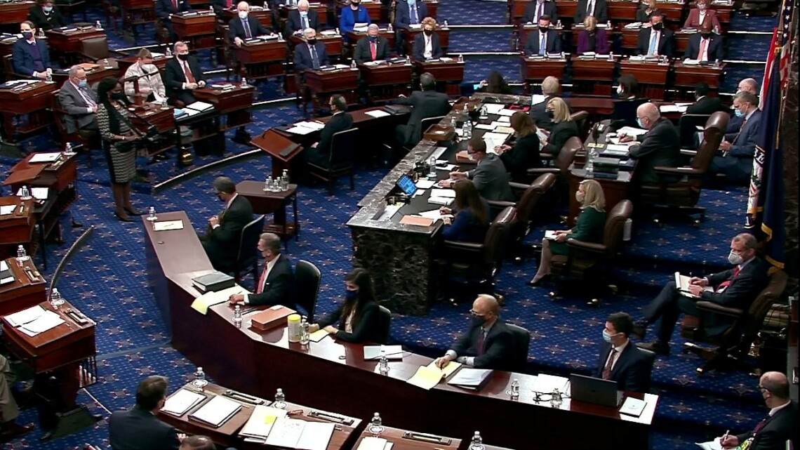 Сенат США на заседании 8 февраля поддержал процедурное голосование за законопроект о выделении дополнительной помощи Украине, Израилю и Тайваню.