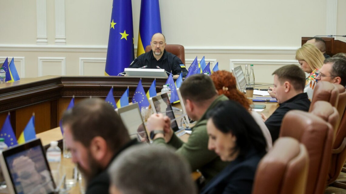 Кабинет министров на заседании 9 февраля создал Промышленно-оборонный комитет Украины. Его возглавил премьер-министр Денис Шмыгаль.