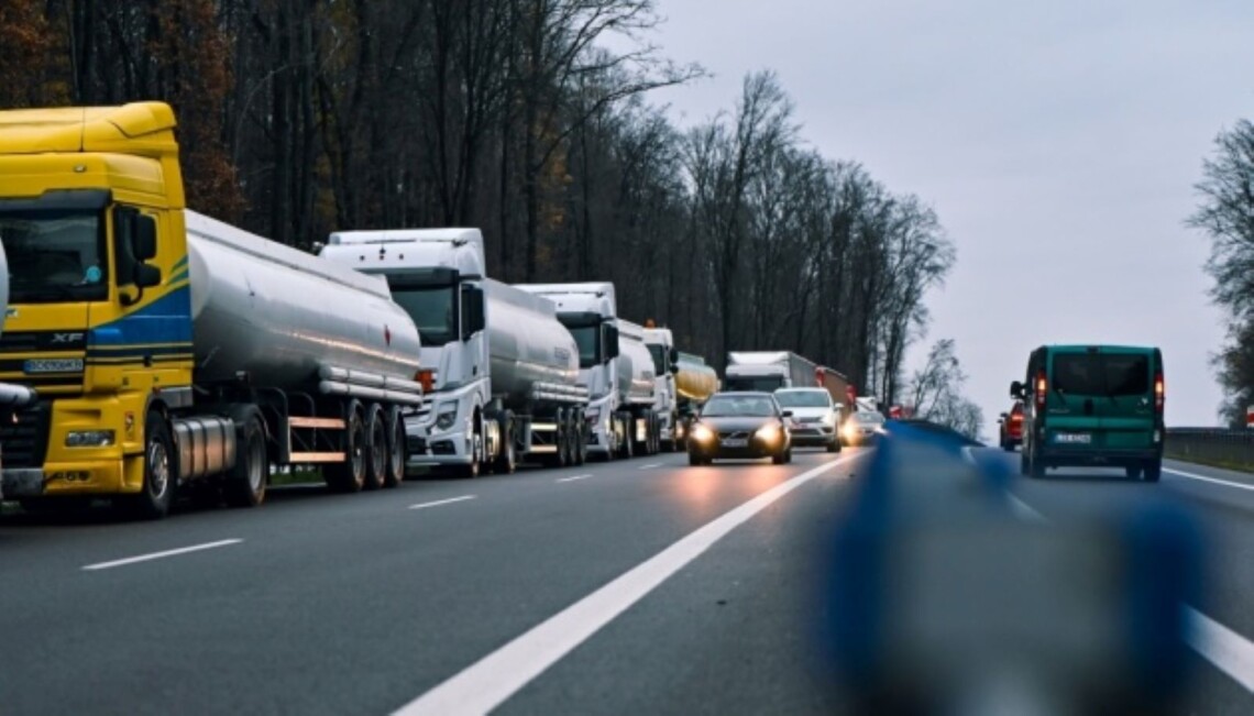 В субботу, 10 февраля, польские фермеры разблокировали КПП Шегини-Медика. Пропуск грузовиков в двух направлениях осуществляют в обычном режиме.
