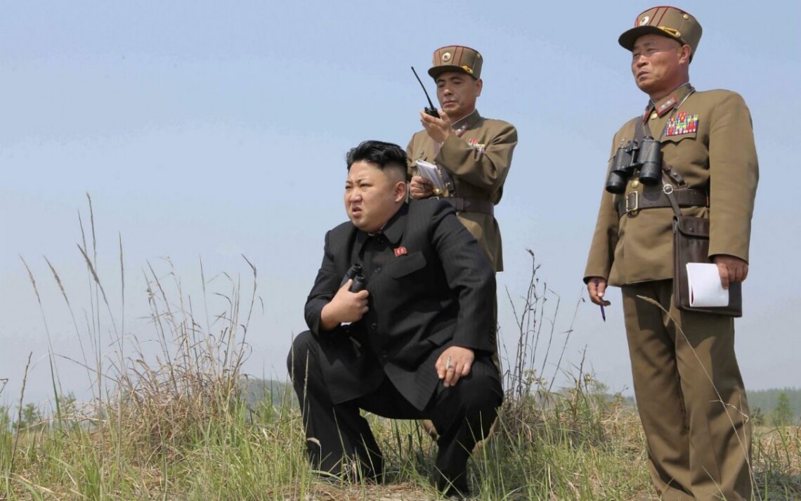 Северная Корея разработала новую баллистическую систему управления реактивной системой залпового огня вместе с управляемыми снарядами.