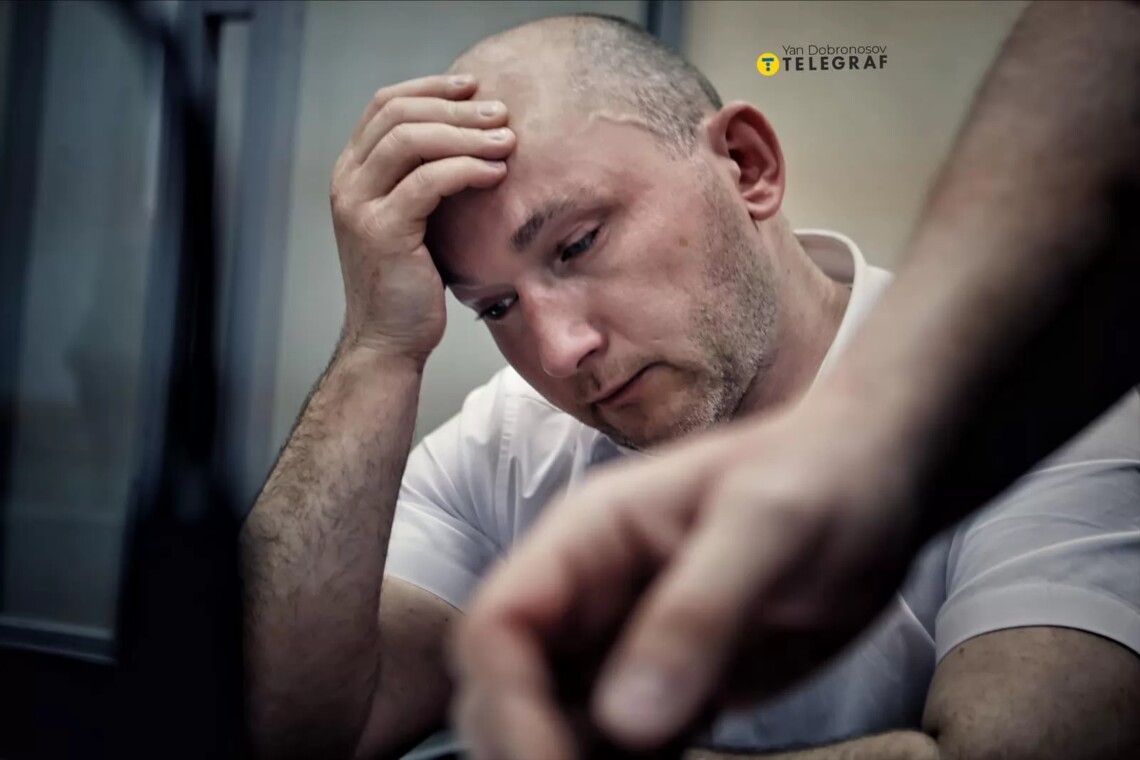 Судье Алексею Тандыру, который на блокпосту сбил нацгвардейца, продлили арест до 12 апреля.