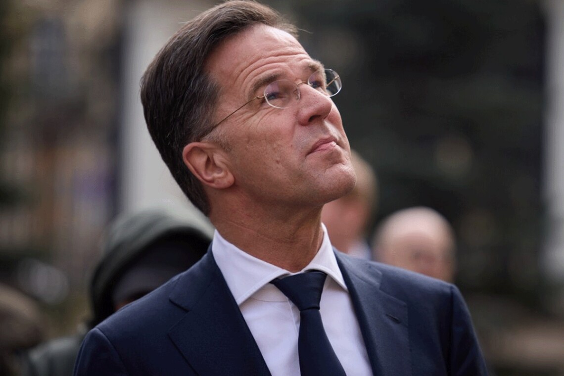 Премьер-министр Нидерландов Марк Рютте во время совместного брифинга с президентом Владимиром Зеленским в Харькове высказался по поводу передачи истребителей.