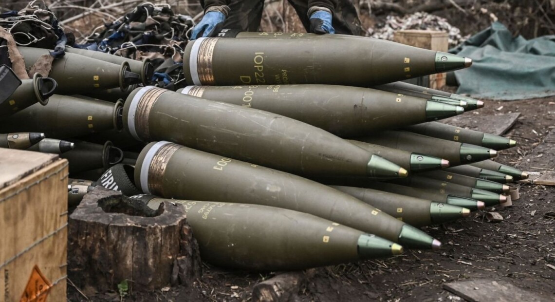 Макрон на этой неделе объявит о присоединении Франции к плану Чехии по закупке 800 тысяч снарядов для Украины за пределами ЕС.