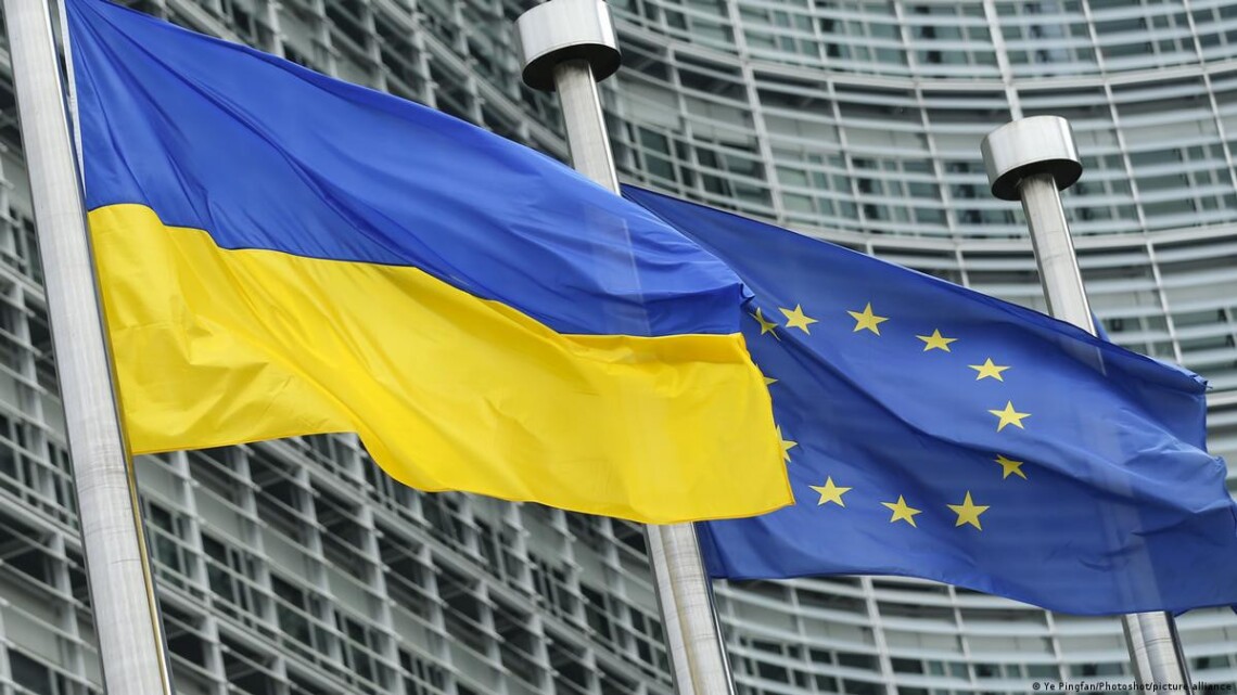 Европейская комиссия утвердила предложения, которые касаются проекта переговорных рамок по вступлению в ЕС для Украины и Молдовы.
