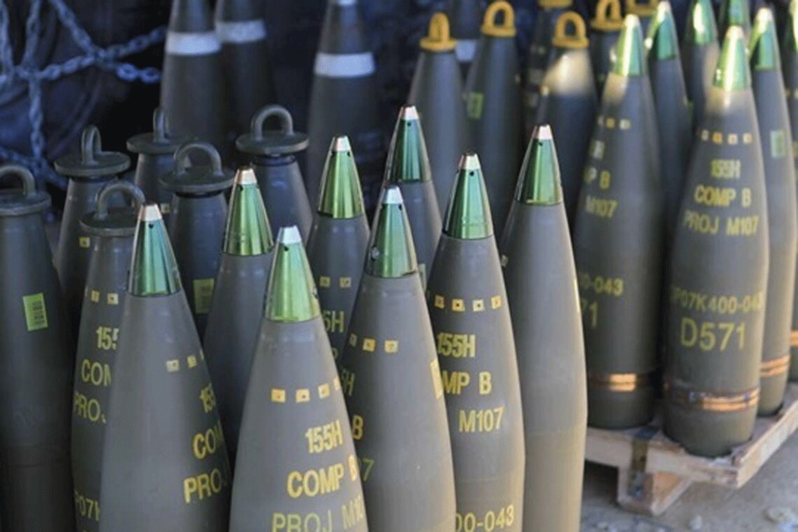 Когда контракт будет заключен, понадобится несколько недель, чтобы доставить боеприпасы в Украину. Это может произойти в июне.
