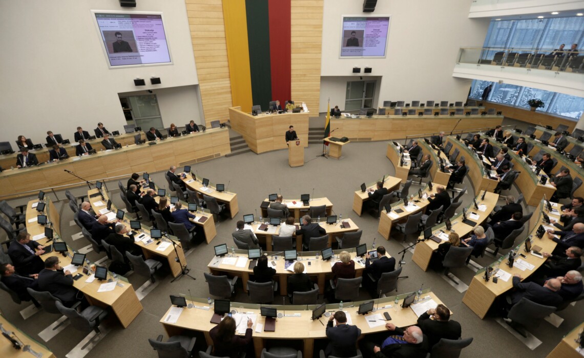 Парламент Литвы в четверг, 14 марта, принял резолюцию, в которой призвал Европейскую комиссию запретить импорт российского и белорусского зерна в ЕС.
