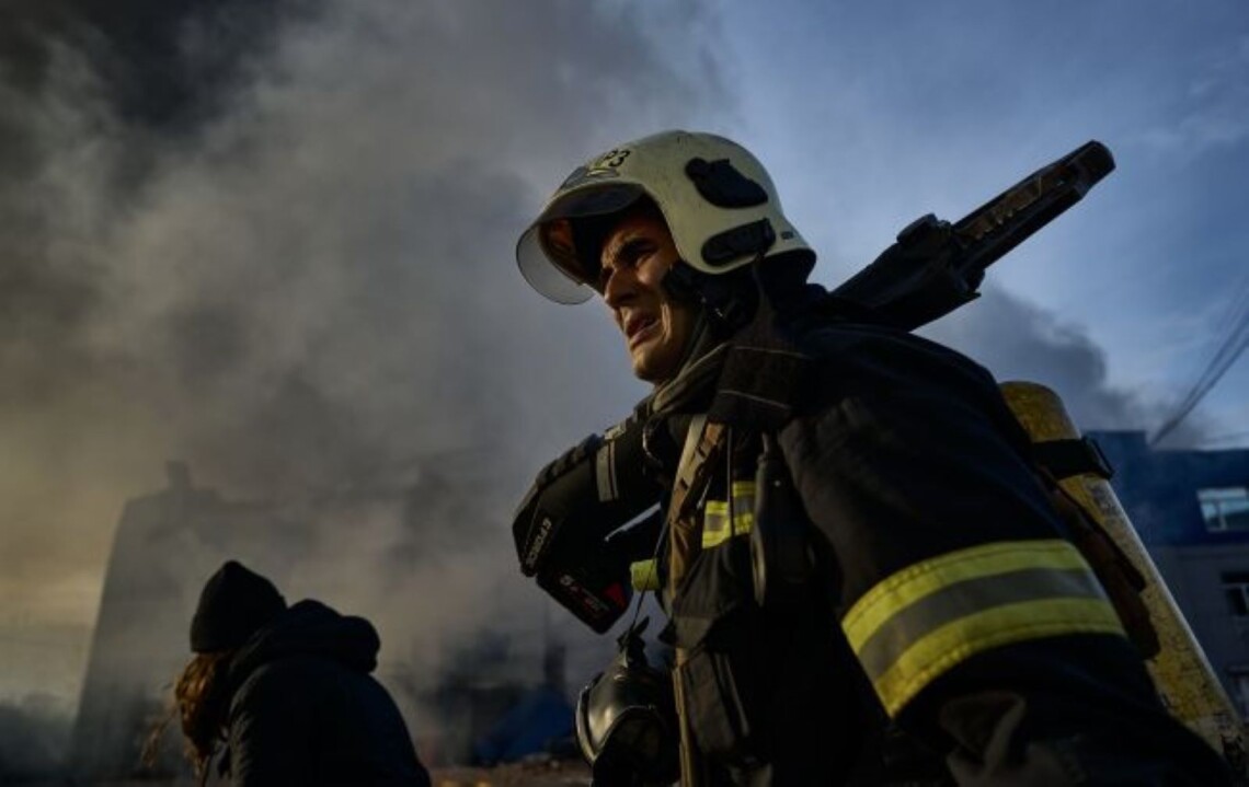 В результате российской атаки 31 марта в Одесской области вспыхнул пожар на энергетическом объекте. В Одессе и близлежащих районах ввели аварийные отключения света.