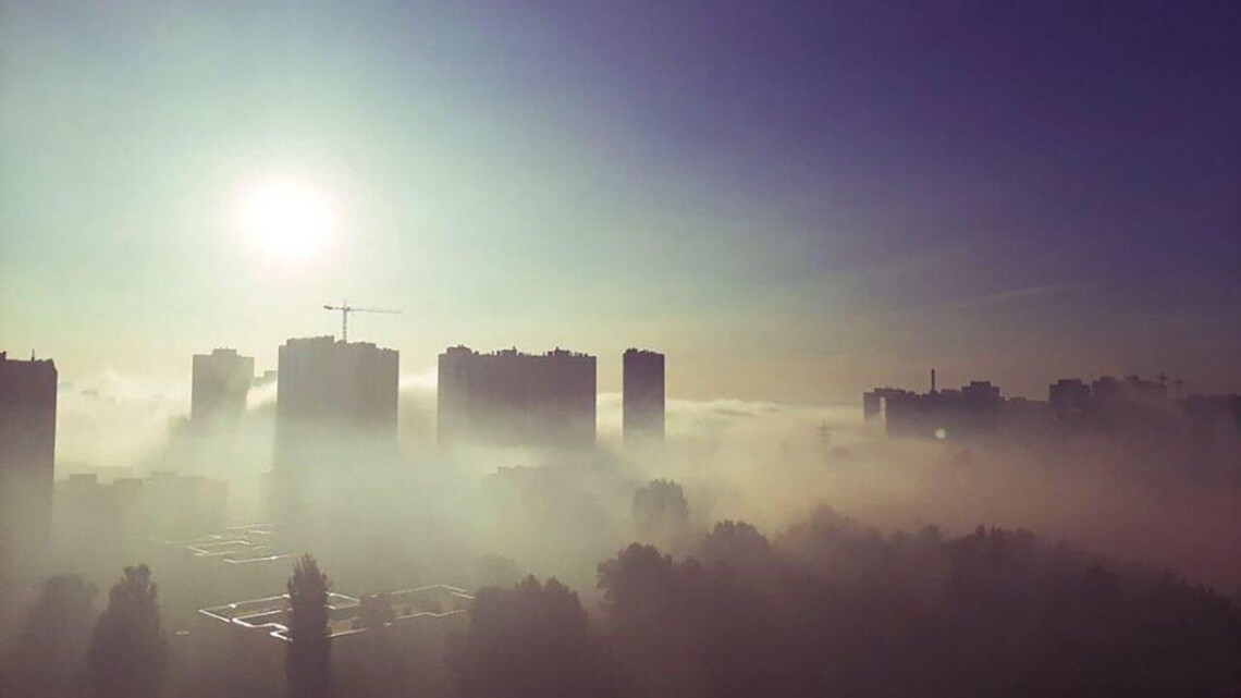 Киевлян предупредили о загрязнении воздуха из-за пыли из Сахары. В КГГА дали горожанам рекомендации.