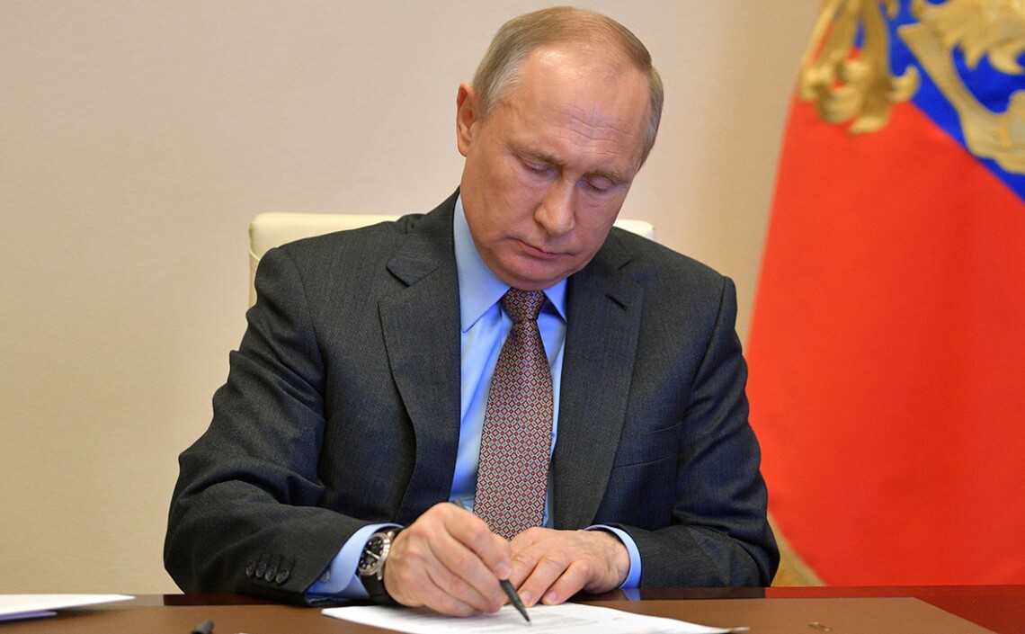 Путин подписал указы о назначении нового главы ВМФ рф, а также командующих Черноморским и Северным флотами.