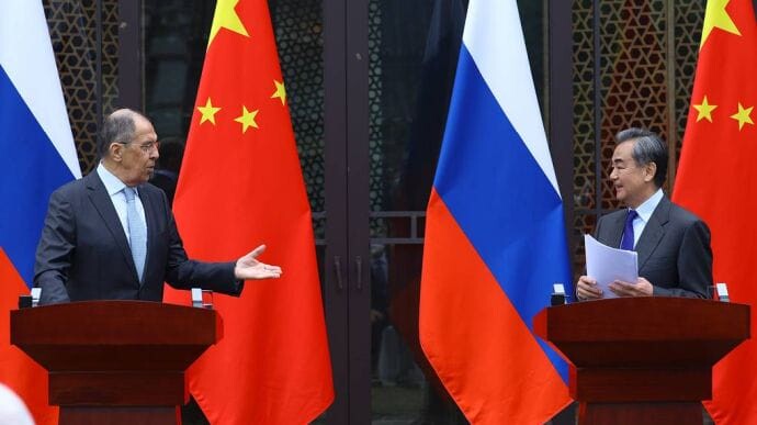 Как отмечается, министр иностранных дел рф Сергей Лавров 8-9 апреля посетит Китай с официальным визитом.