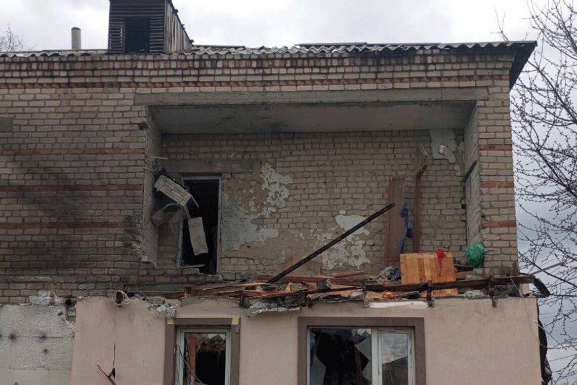 В Белозерке 23-летняя женщина получила взрывные и черепно-мозговые травмы во время российского обстрела 7 апреля.