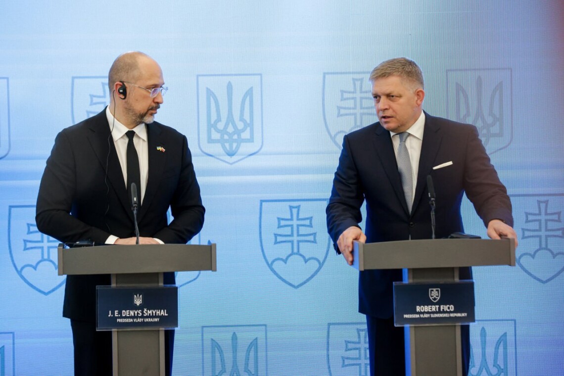 Премьер-министр Украины Денис Шмыгаль провел переговоры со своим словацким коллегой Робертом Фицо.