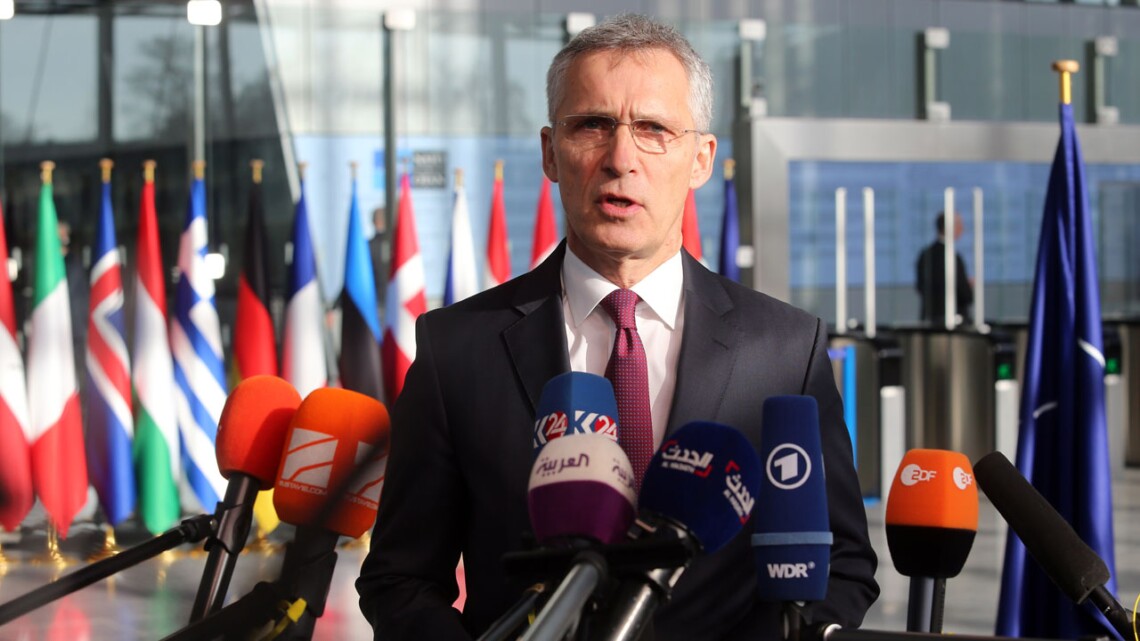 Министры обороны стран НАТО договорились предоставить Украине дополнительную помощь в сфере защиты неба от российских атак.