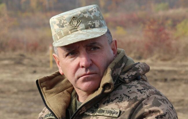 Александра Яковца уволено с должности командующего Сил поддержки ВСУ. Он стал новым главой администрации Государственной специальной службы транспорта.