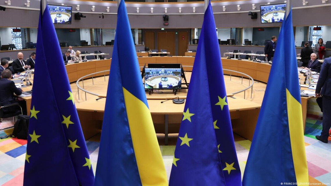 Представители стран-членов ЕС на заседании 8 мая одобрили передачу Украине средств от налогооблагаемых прибылей с замороженных активов рф.