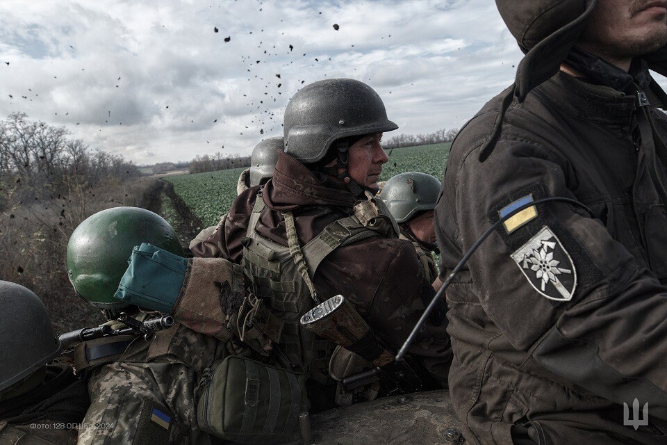 Ситуация на фронте остается обостренной. Наибольшая активность врага фиксируется на трёх направлениях – Харьковском, Покровском и Краматорском.