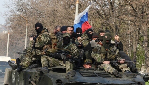 По объектам в оккупированном Джанкое (Крым), куда прибыло пополнение российских оккупантов, был нанесен удар.