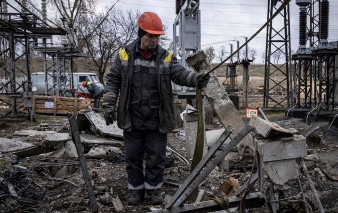 Оккупанты в ночь на 18 мая атаковали два объекта энергетики в Украине. Один из них – в Полтавской области.