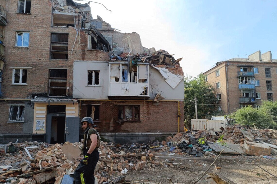 По данным прокуратуры, в Харькове количество раненых выросло до 26, восемь человек госпитализированы.