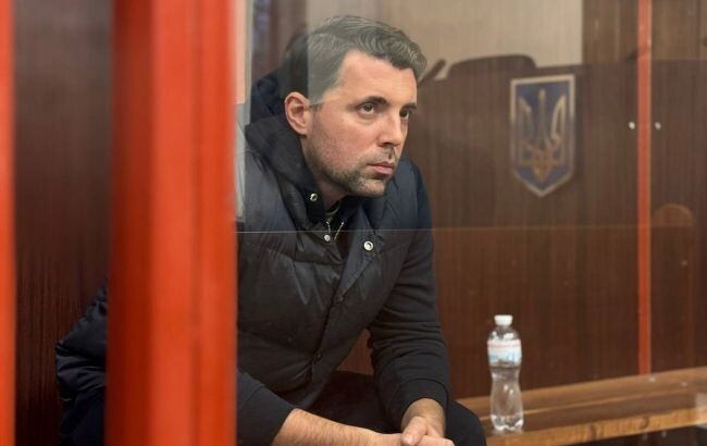 Владимир Кудрицкий – экс-главе Укрэнерго избрали меру пресечения Суд избрал меру пресечения бывшему главе НЭК Укрэнерго Владимиру Кудрицкому. Его подозревают в злоупотреблении служебным положением и незаконном завладении средствами государственной компании.