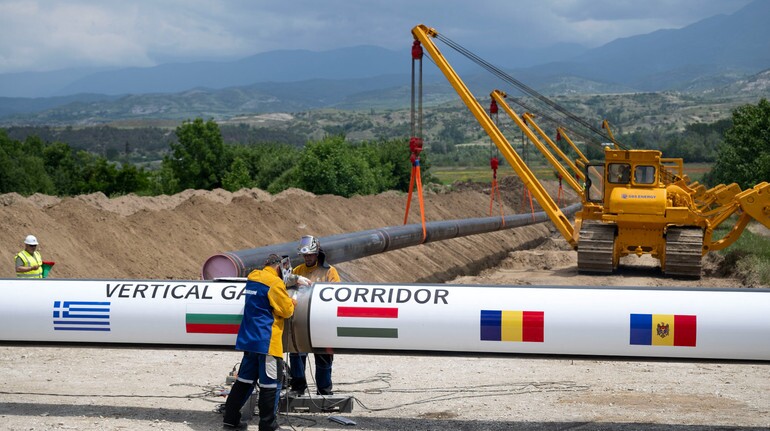 Импорт газа из Греции – Украина возобновляет импорт Трансбалканским коридором после двухмесячного перерыва В течение сентября и октября Трансбалканский маршрут не использовали, а импорт газа по этому направлению не осуществлялся из-за высоких тарифов и отсутствия долгосрочных гарантий.