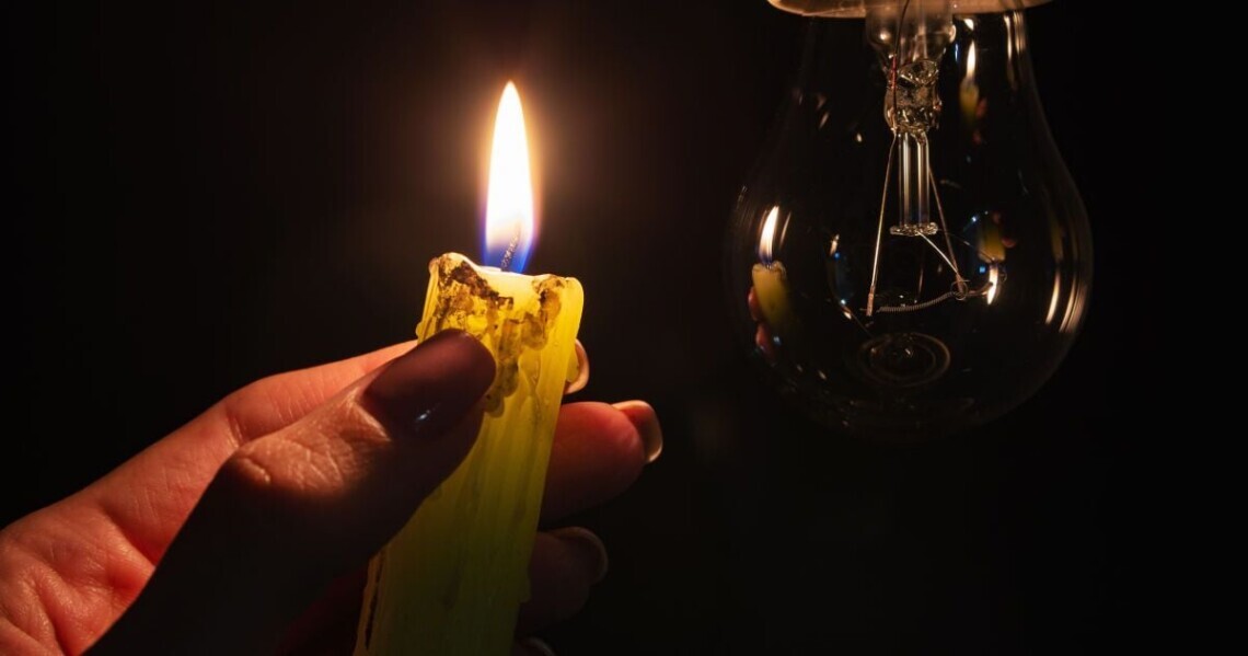 Отключения света  31 октября – в пятницу ограничения будут действовать в течения всех суток В пятницу, 30 октября, на всей территории Украины будут применяться графики ограничения потребления электроэнергии.