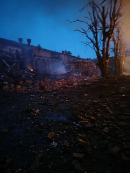 Удар по киностудии Довженко в Киеве уничтожил коллекцию костюмов В Киеве в результате российской атаки повреждена Национальная киностудия Довженко. Возник пожар, уничтожена уникальная костюмная коллекция, повреждены здания студии.
