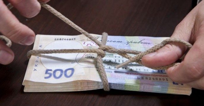 За прошедший год работникам Госпогранслужбы больше тысячи раз предлагали взятки на общую сумму более чем 1 млн гривен