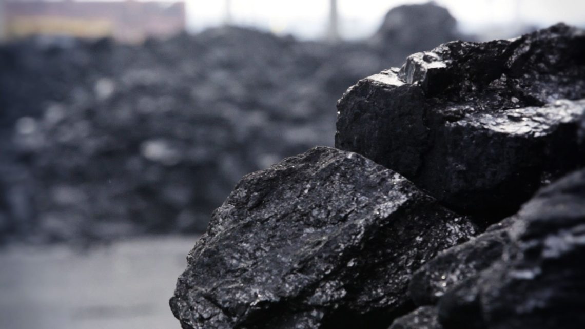 Министерство энергетики и угольной промышленности повысило цену на уголь с 2 425 грн до 2 535 грн без НДС за тонну со 2 апреля