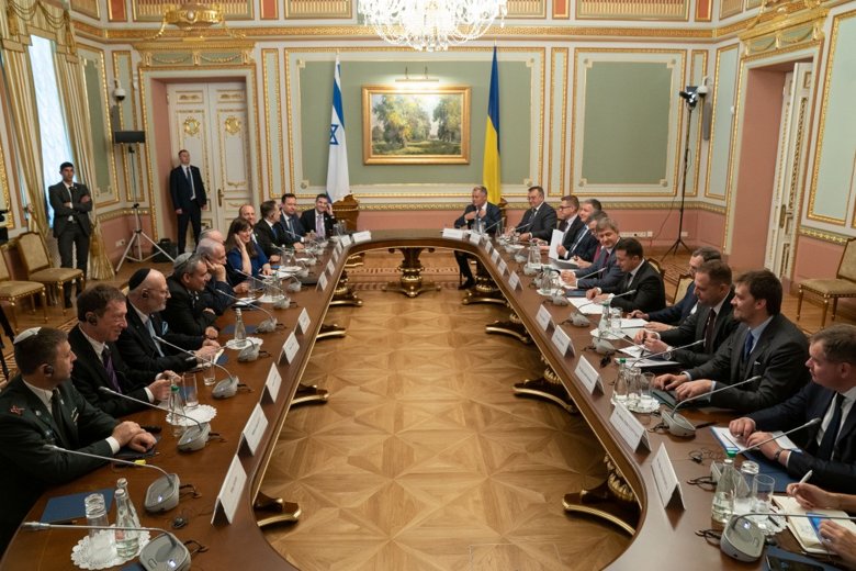 Украина будет принимать во внимание опыт Израиля в области безопасности и оборонной сферах. Также страны подписали двусторонние соглашеня.
