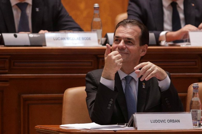 За назначение нового правительства во главе с премьер-министром Людовиком Орбаном проголосовал парламент Румынии.