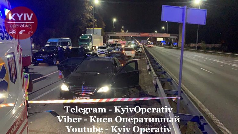 В салоне автомобиля, в который на Житомирской трассе бросили взрывчатку, находился директор фармацевтической фирмы Игорь Сало.
