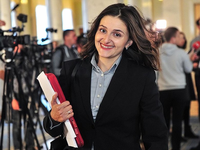 Нардеп Василевская-Смаглюк прокомментировала свое вчерашнее заявление об ограничении свободы слова.