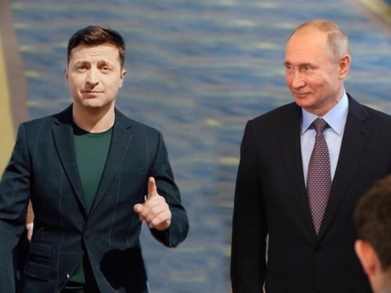 По словам Лаврова, встреча Зеленского и Путина в Париже позволит прояснить ситуацию с позицией Украины относительно минских договоренностей.