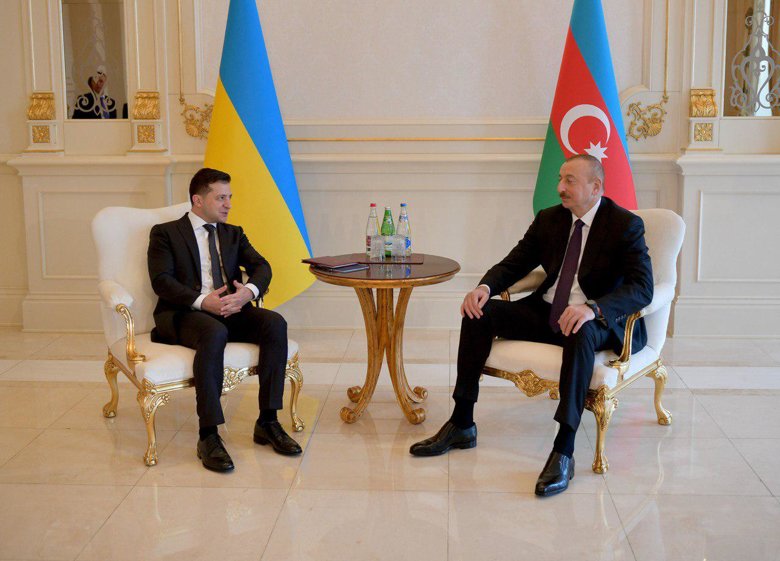 У Баку розпочалася зустріч Володимира Зеленського, який перебуває в Азербайджанській Республіці з офіційним візитом, із президентом Азербайджану Ільхамом Алієвим.