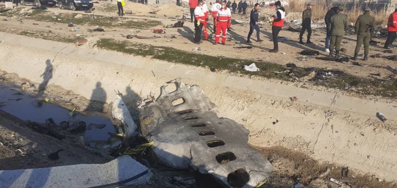 Украинский самолет авиакомпании МАУ упал 8 января в Иране. На борту самолета было 167 пассажиров и 9 членов экипажа, все погибли.