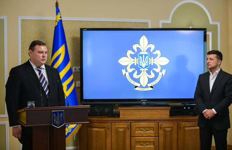 Президент Владимир Зеленский представил коллективу Службы внешней разведки Украины нового главу - Валерия Кондратюка.