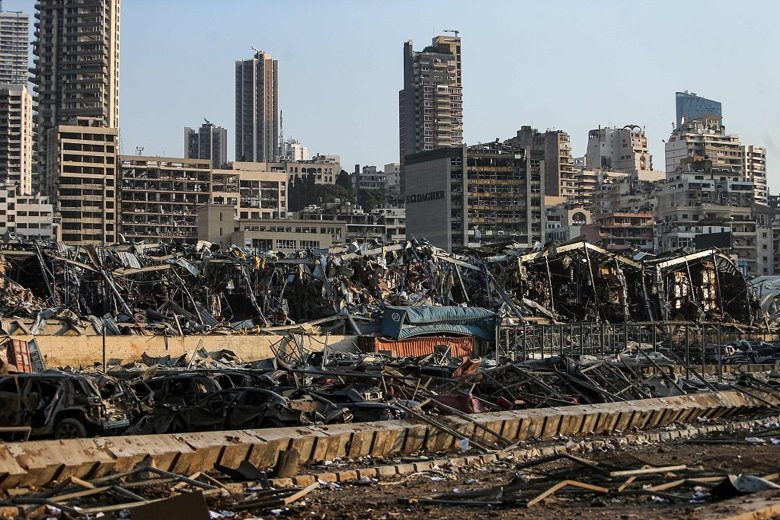 У Бейруті 4 серпня прогримів потужний вибух, сотні загиблих і тисячі поранених. Зібрали все, що відомо про інцидент.