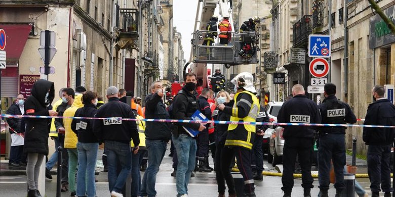 У центрі міста Бордо на південному заході Франції 6 лютого сталася вибух в житловому будинку. Є постраждалі.