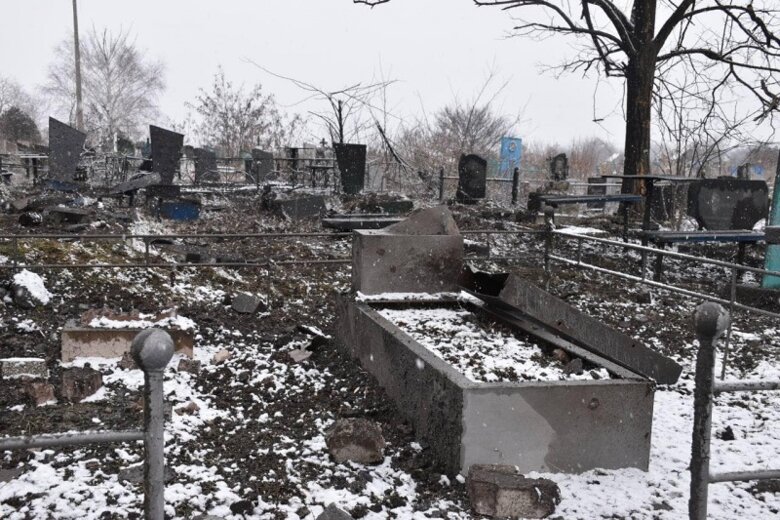 В среду, 1 февраля, войска рф атаковали Краматорск в Донецкой области, на этот раз враг атаковал местное кладбище.