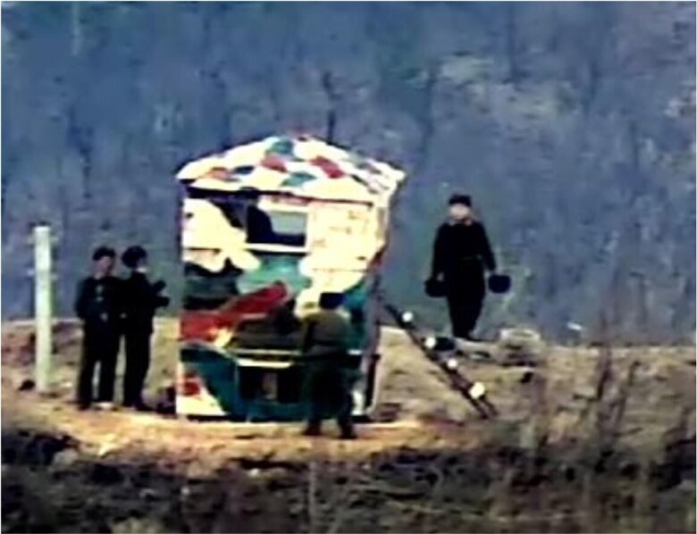 Северная Корея разместила возле границы с Южной Кореей дополнительные подразделения военных. В Сеуле пообещали отреагировать на действия Ким Чен Ына.