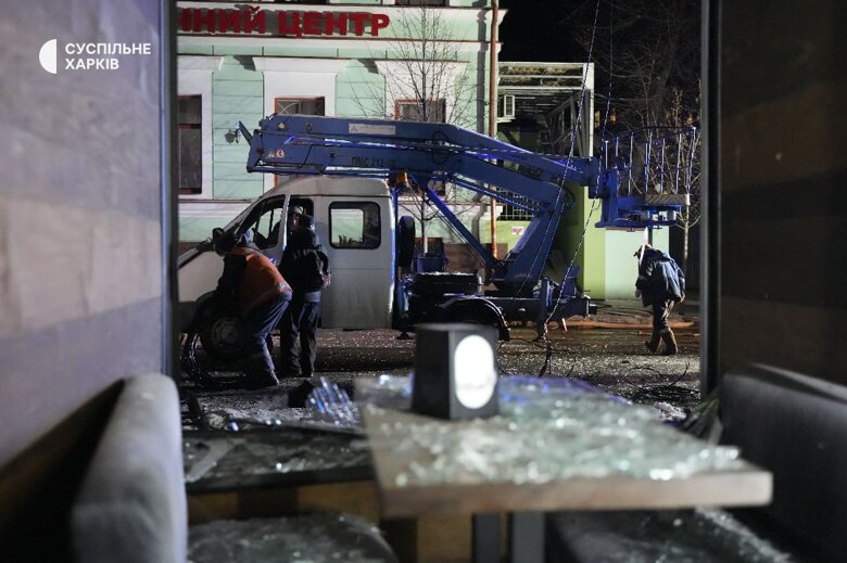 Відомо про дев'ятьох постраждалих внаслідок удару по Харкову пізно ввечері 23 січня, серед них дитина.