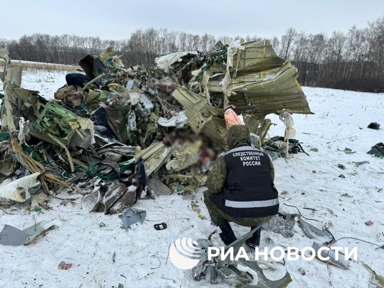 Что известно о падении российского военно-транспортного самолета Ил-76 в Белгородской области.