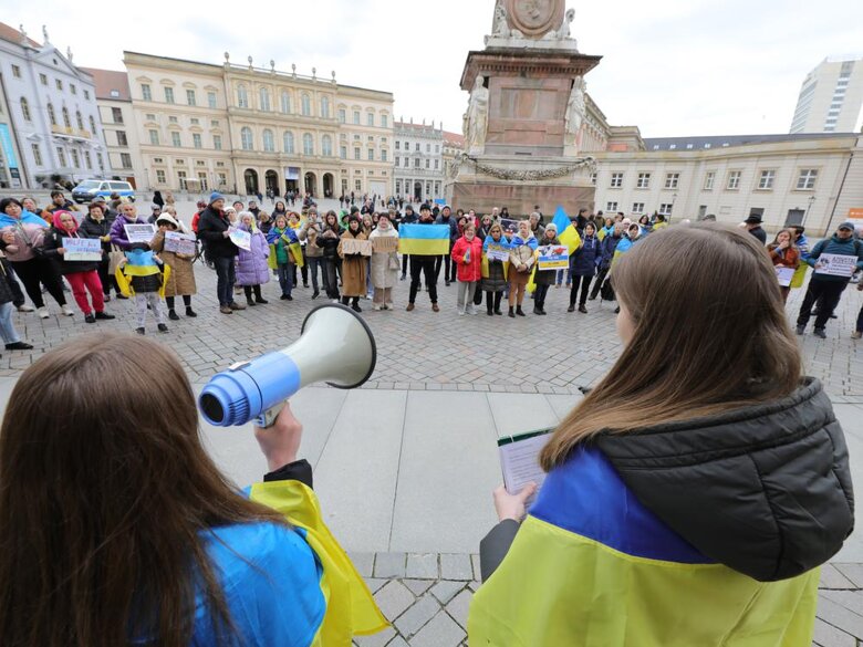 У суботу, 24 лютого, у різних містах світу відбулись заходи на знак солідарності з Україною, проти якої російська федерація веде повномасштабну війну вже два роки.