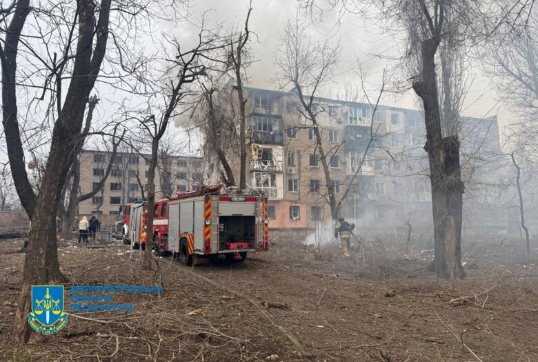 В Кривом Роге четверо погибших и семеро раненых в результате ракетной атаки. Президент Владимир Зеленский прокомментировал обстрел.